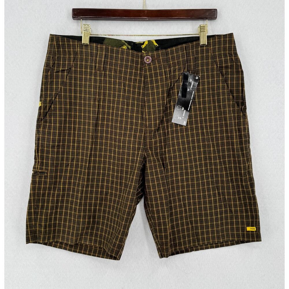 Analog Brand Mens Yellow Black Plaid Cotton Preppy Performance Shorts Sz 34 NEW